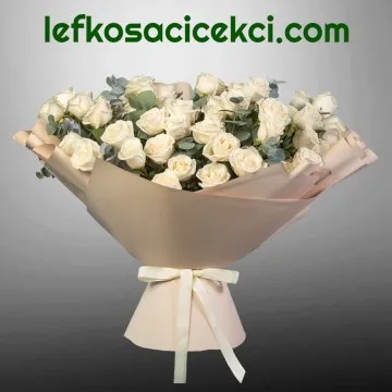 51 Beyaz Gül Buketi