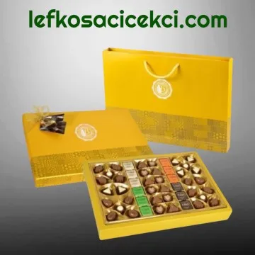 Karnaval Büyük Karışık Kutu Çikolata