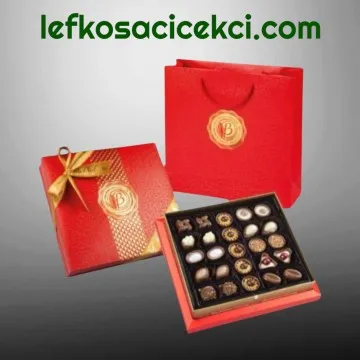 Kırmızı Diamond El Yapımı Special Kutu Çikolata