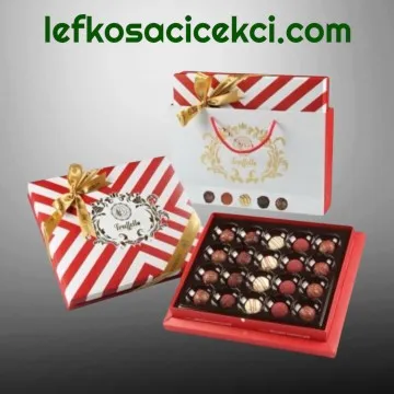 Truff Kırmızı Meyveli Kutu Çikolata